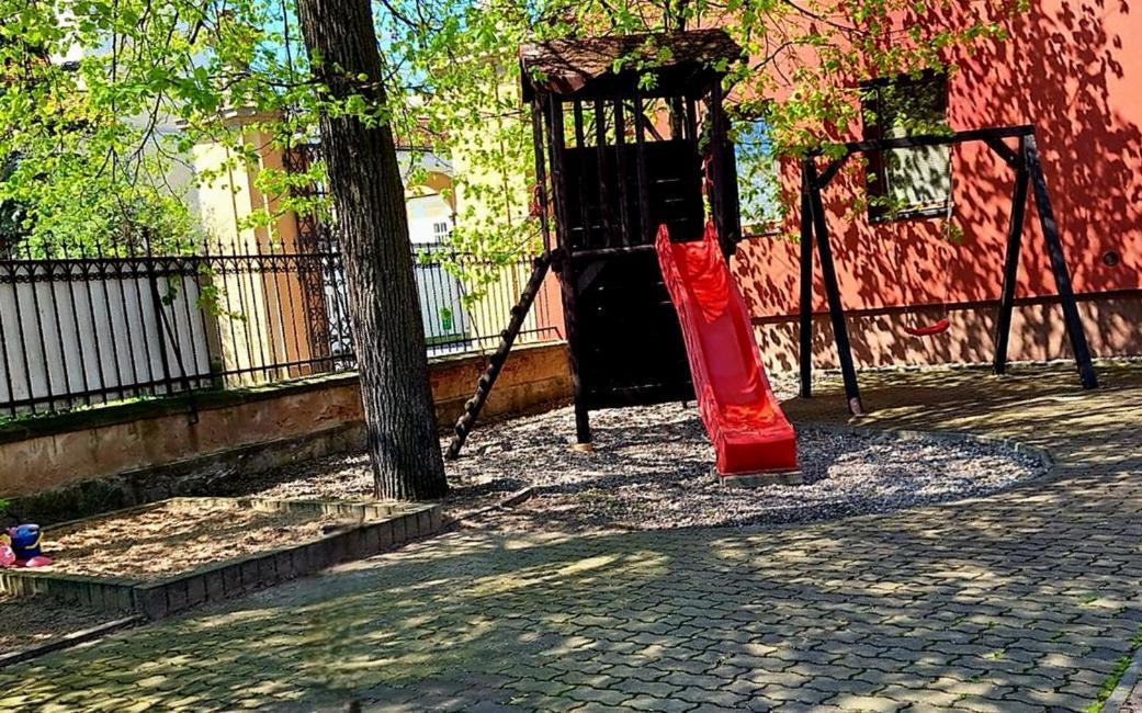 Penzion Nove Dvory Kutná Hora Buitenkant foto