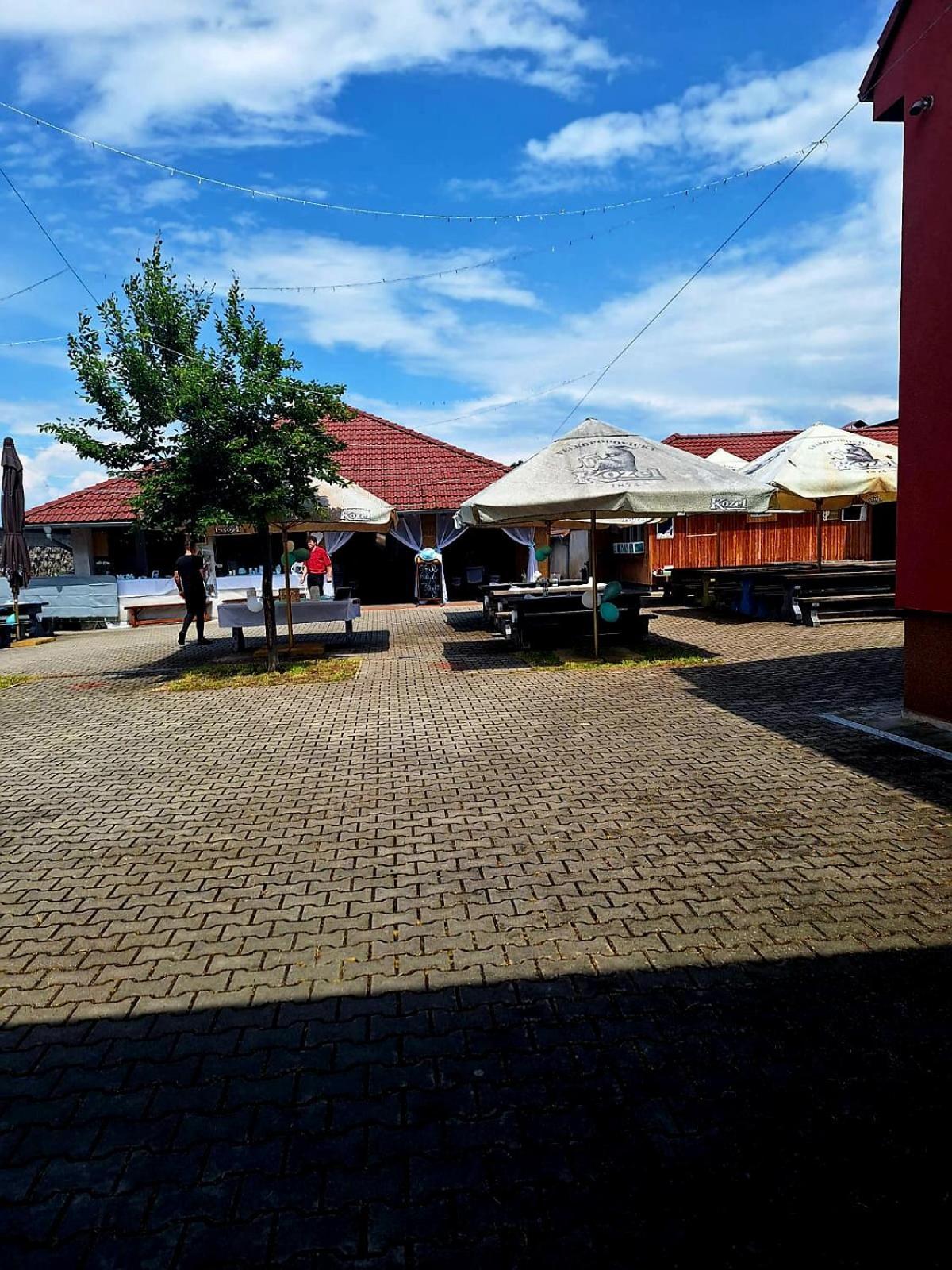 Penzion Nove Dvory Kutná Hora Buitenkant foto